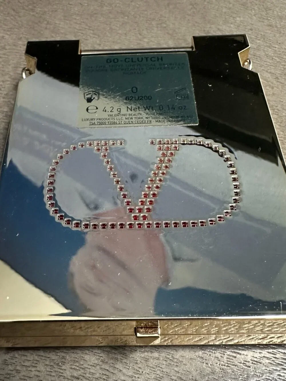 Valentino Go-Clutch Bronzer 00 Refillable Compact Gold Chain Crossbody NWT